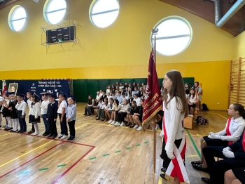 4f64815f-7e97-4103-b6bd-71070e1388b6