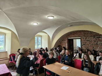 2c01656b-c6f8-4834-826f-8082dff48236