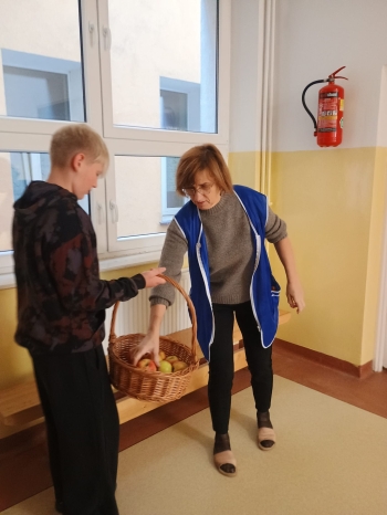 9ad09261-15f3-4cab-9d84-1ae92cbe0934