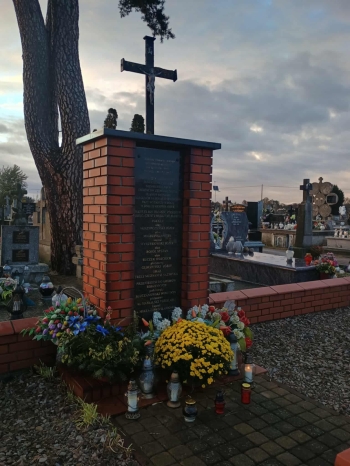 1f79ba0a-f2c5-43bc-9436-be04286ff94b