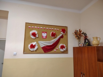 17533f40-1cf2-4ecb-bd19-8da154d3c961