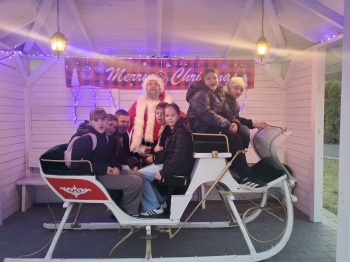 d33d798d-9308-4bab-94bb-c2502935e9cd