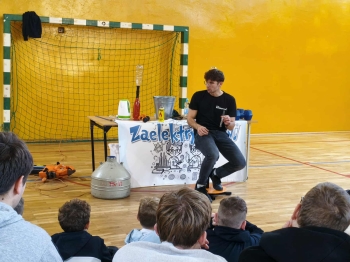 73f73e14-f1a6-462b-a51d-c05c69c30183