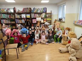 1f0fda79-6030-4e05-bf22-b9ba5d64a61d