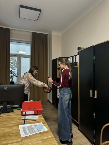 90960551-cb1c-4f0c-9320-2c1df2c66e12