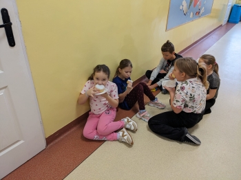 74cf3a80-4e5d-4e5e-b353-0f5a7f3e553a