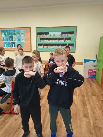 2ad74c99-4dee-4679-aa1d-f2d3f43aaaf7