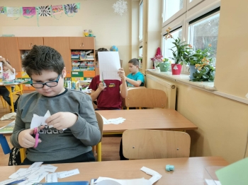 33ec6914-f03f-4287-9417-eb5dd15ea36c