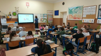 9fadad7b-2067-4483-9860-efd458751dde