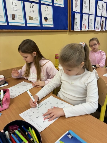 c1afe338-b026-4a1e-a941-fca6e3643dd1