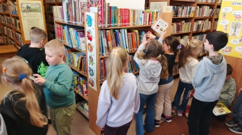 352ec878-05c8-4b55-b486-826914319190