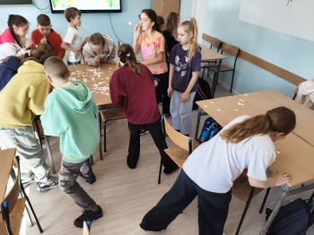 4d329df9-6cb6-4eea-9eba-d07efe6b45ef