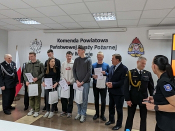 decaf23c-52cb-4a48-a61f-8e1bd22e3923