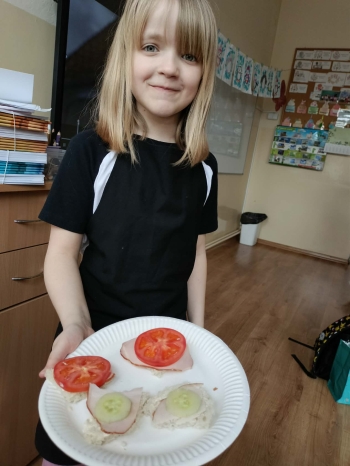 5abfc3df-fe3e-48be-afef-5fc3eeee91e1