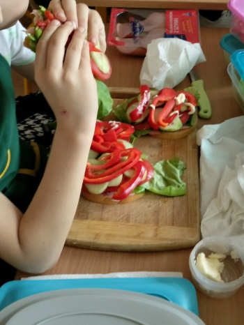 043f883d-77cc-4fe1-be00-60be51028e44