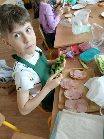 b3b36b54-5957-4c0f-b720-23a6e547562e