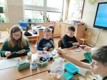 336fe61f-e673-4396-bfec-a106f93c92dc