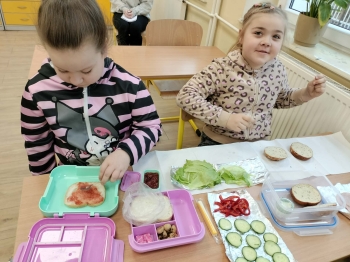 e80b9475-f508-41f8-a544-eee01fbd5ee9