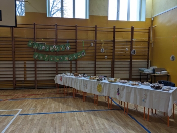 6d74bffb-c8e5-4dff-804b-8e8a079cea20