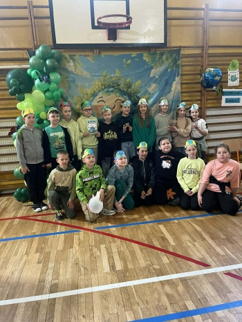 610fd0cc-a3a6-432e-a535-8261733d4e96