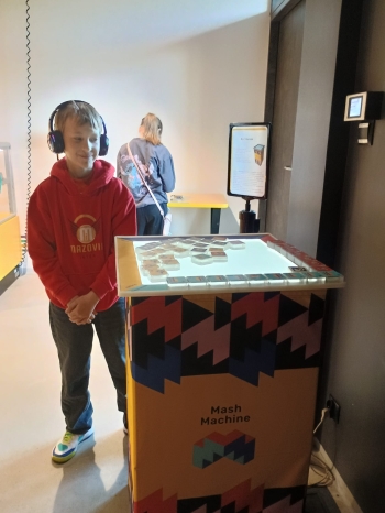 9d69ff29-ccfb-4186-93f8-f03271e6140b