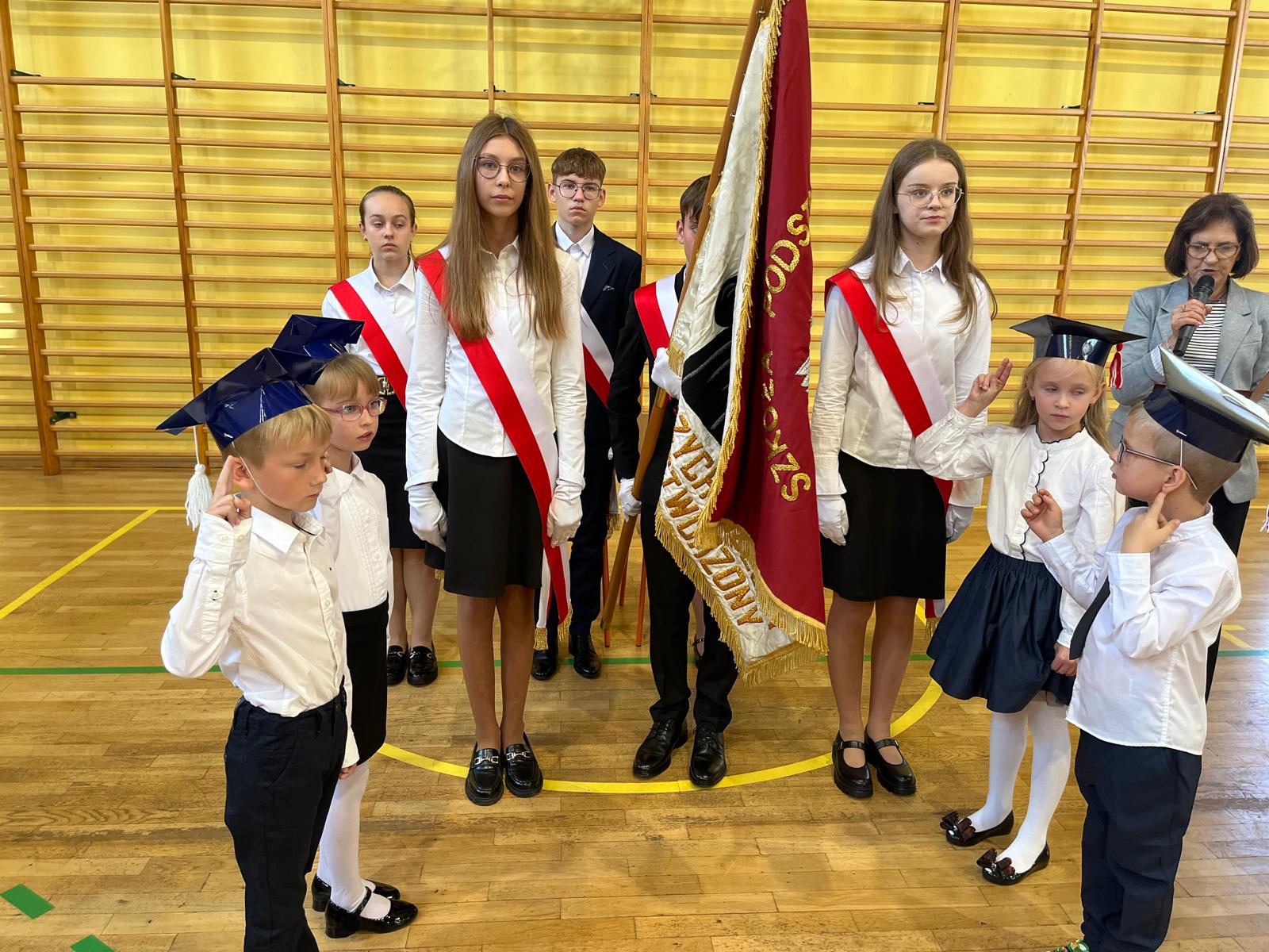 Dzień Patrona i ślubowanie klas pierwszych.