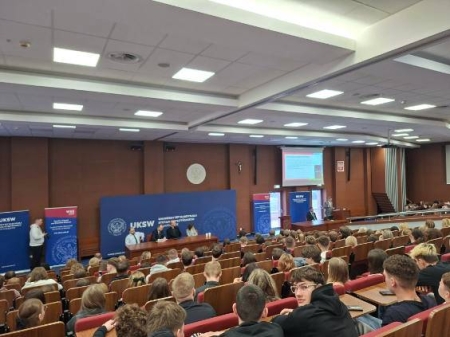 Wycieczka licealistów do Warszawy