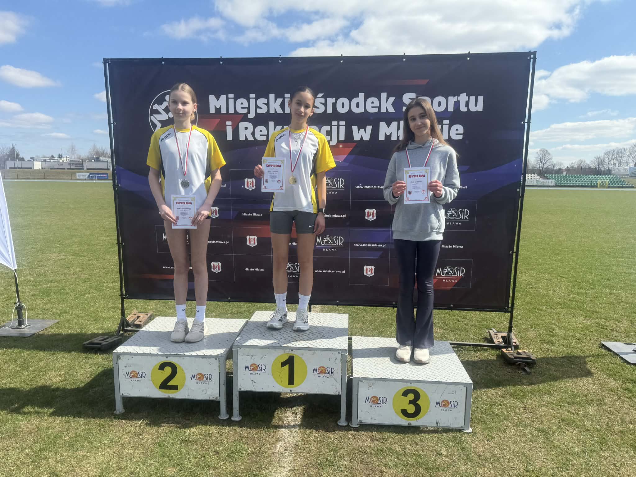 Mistrzostwa Powiatu w Indywidualnych Biegach Przełajowych - szkoła podstawowa. 